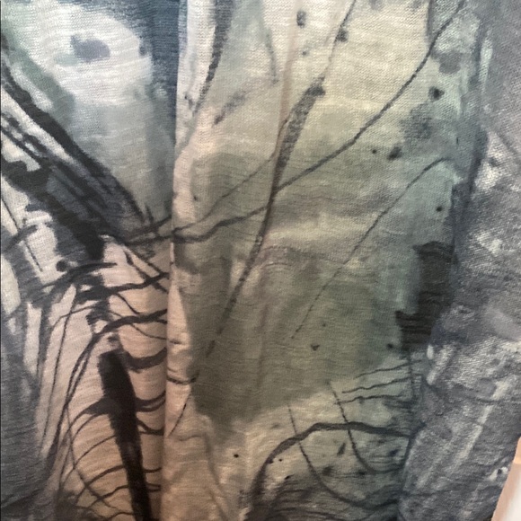 Gray and White Long Cardigan - Picture 5 of 5